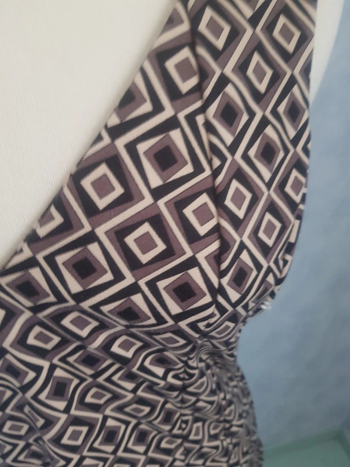 robe sans manche t 44 - Photo 2/3