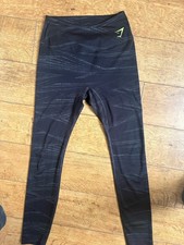 Gymshark Women's Leggings Size M Patterned Black and Grey
