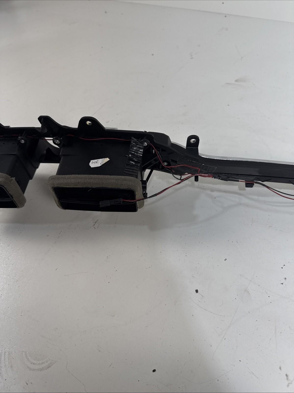 14-21 Maserati Quattroporte Front Center Dashboard Air Vent Trim Panel NOTE OEM✅