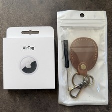 APPLE AirTag Bluetooth Tracker 1st Generation MX532LL/A w/Leather Keychain NEW