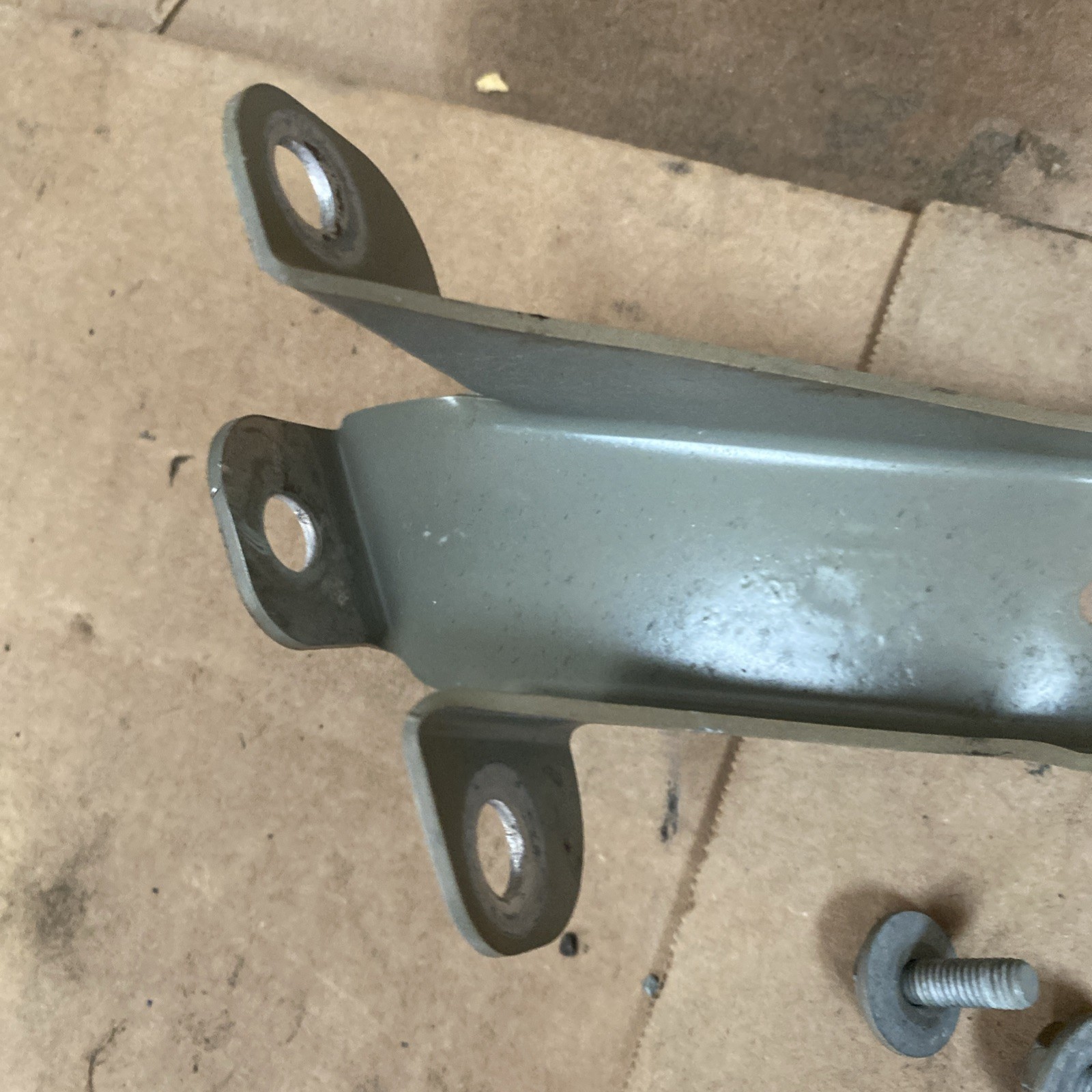 2014 2015 Audi R8 V8 Top Left Driver Side Head Light Bracket Mount Oem 2625