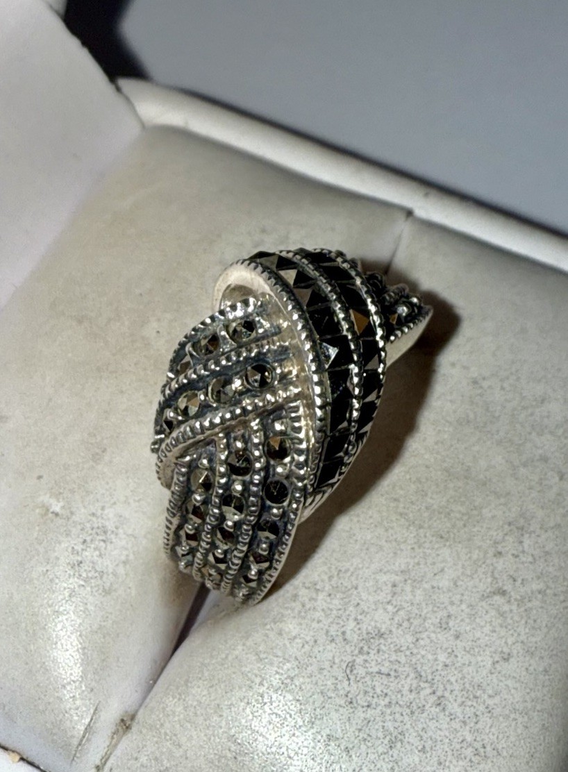 ESTATE Solid Sterling Silver Marcasite Swirl Ring… - image 2
