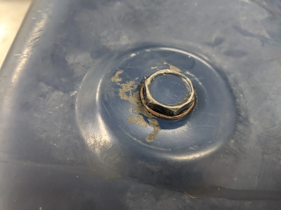 下发动机油盘适用于 03-10 福特 F-350 Super Duty 6.4 1847689C1 — 第 3/4 张图片