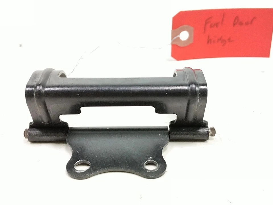 Soporte de montaje de bisagra para combustible Honda CTX700 16 Foto 2 de 4