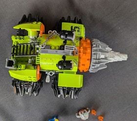 LEGO Power Miners Thunder Driller (8960)  W/ minifigures
