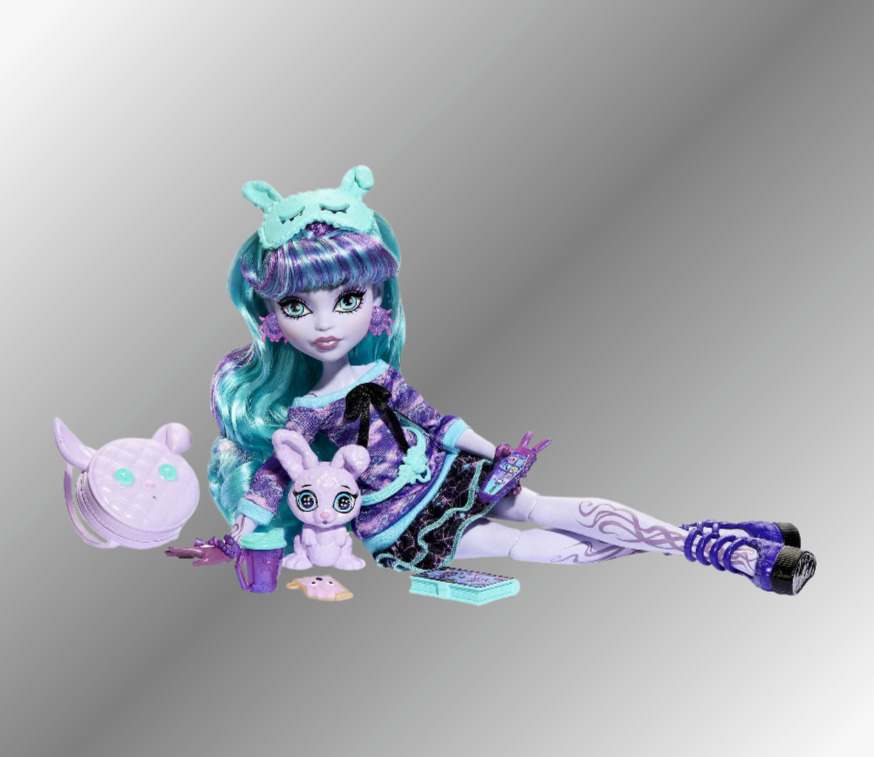 New Monster High Twyla Creepover Sleepover Party Doll G3