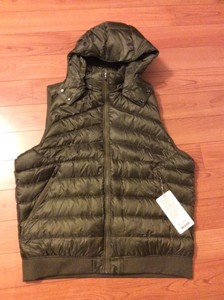 Lululemon-Men-Get-Up-Get-Down-Vest-Moss-Green-NWT-XXL