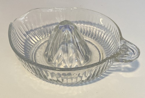 Vintage Hand Turn Orange Juicer  Reamer Press Clear Glass Ribbed - Picture 2 of 12