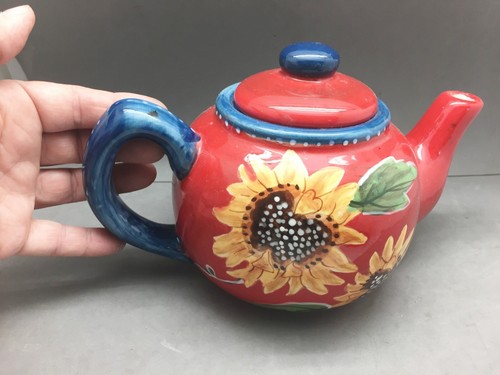 Sunflower Teapot Ceramic Hand Painted 6" d x 6" t Symbol Ukraine Bold Red Yellow
