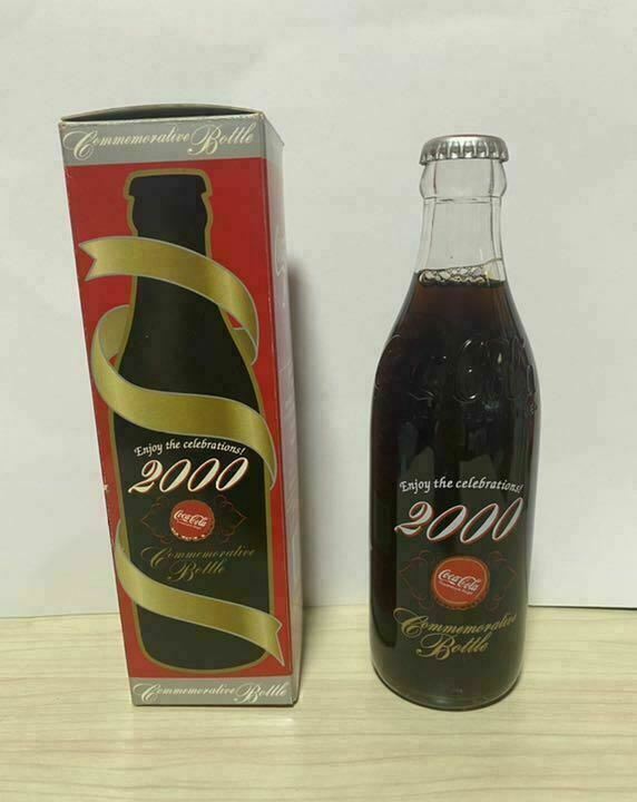 CocaCola 2000年記念ボトル コカ・コーラ、2000年記念ボトル発売