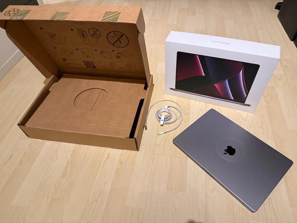 Apple MacBook Pro 16" M2 Max · 32GB · 1TB, Foto 2 von 5