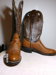 NOCONA COWBOY BOOTS STYLE 5016 SIZE 7.5 D LIGHT/DARK BROWN 2 ROW STITCHING