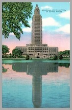 Louisiana State Capitol Baton Rouge Louisiana Linen c1930s UNP Vintage Postcard