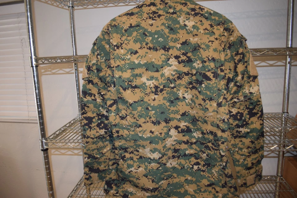 Tru Spec Camo Jacket EUC Men's Small Regular Camouflage - Image 4 of 4