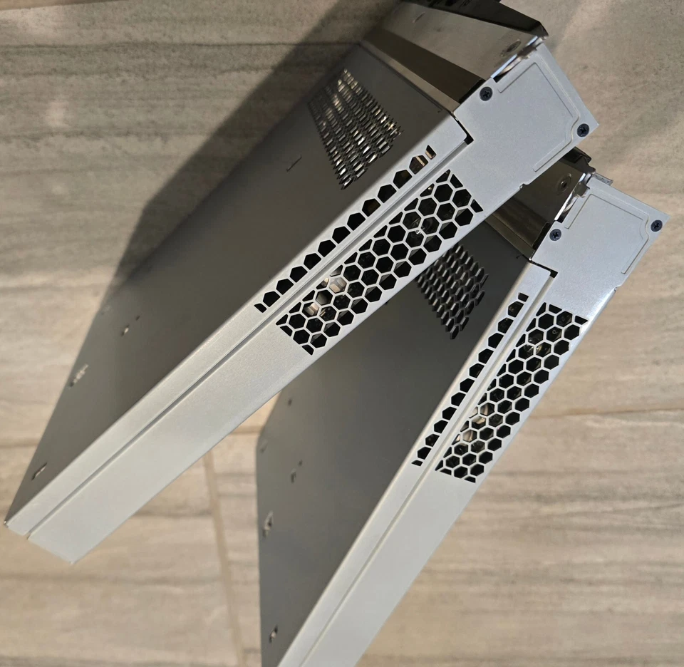 LOT 2 - NetApp IOM3 SAS Controller Module NA P/N: 111-00569+A2 Tested Working - Image 4 of 4