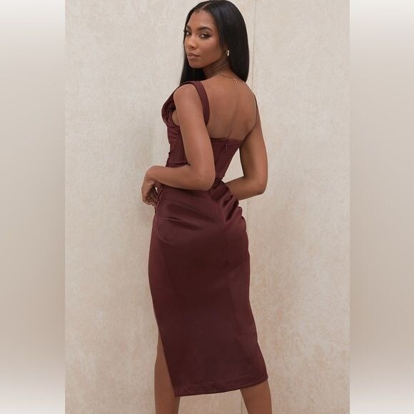 rhoda off the shoulder corset dress HOUSE OF CB / Rhoda Off the Shoulder Corset Dress brown raisin satin XS