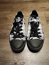 NEW RAAD Shop Soes Men 7.5 Women 9 US Size Balck And White Without Box