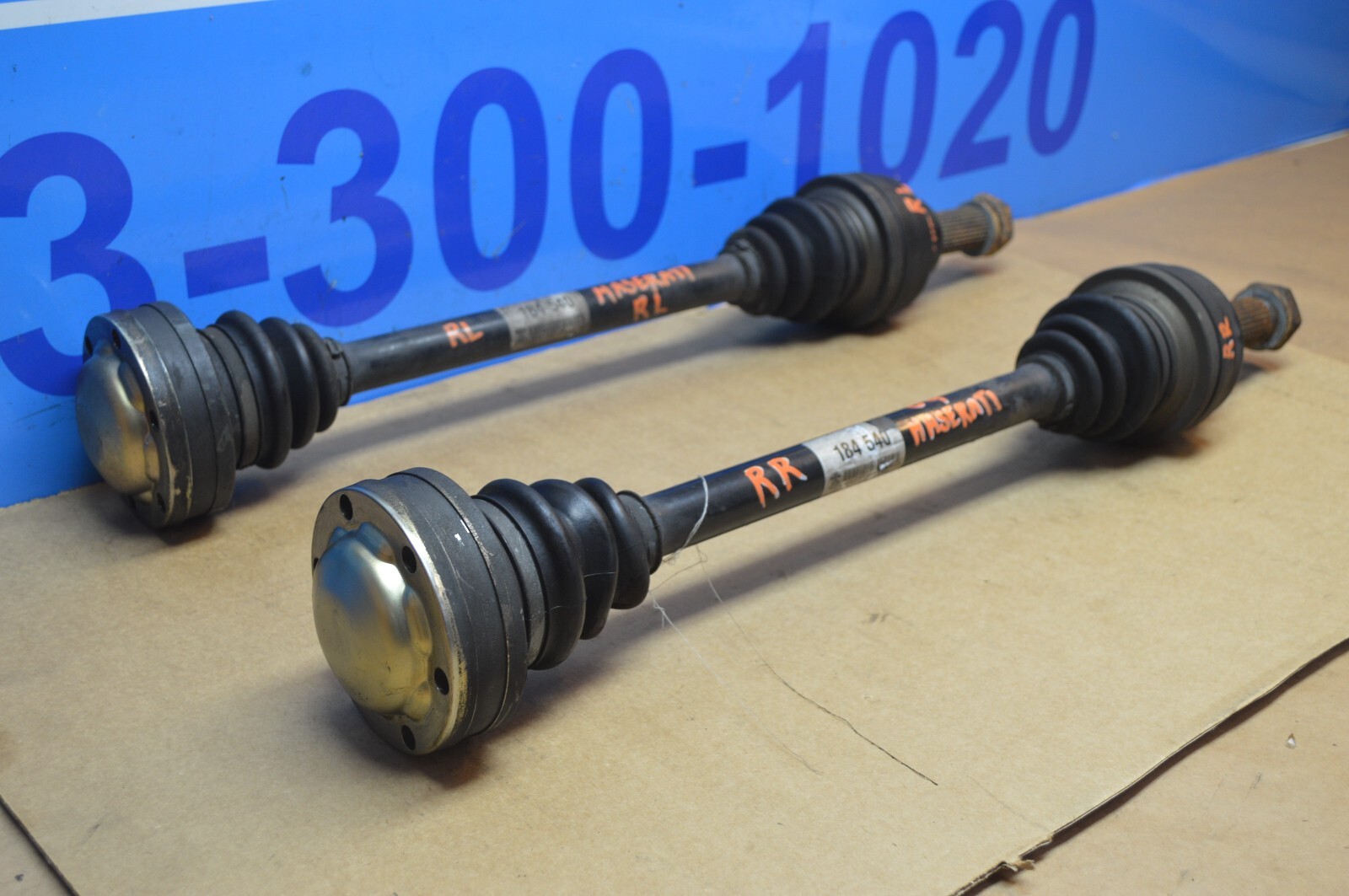 2004 M138 MASERATI M128 GT COUPE  REAR RIGHT AND LEFT AXLE SHAFT CV JOINT PAIR