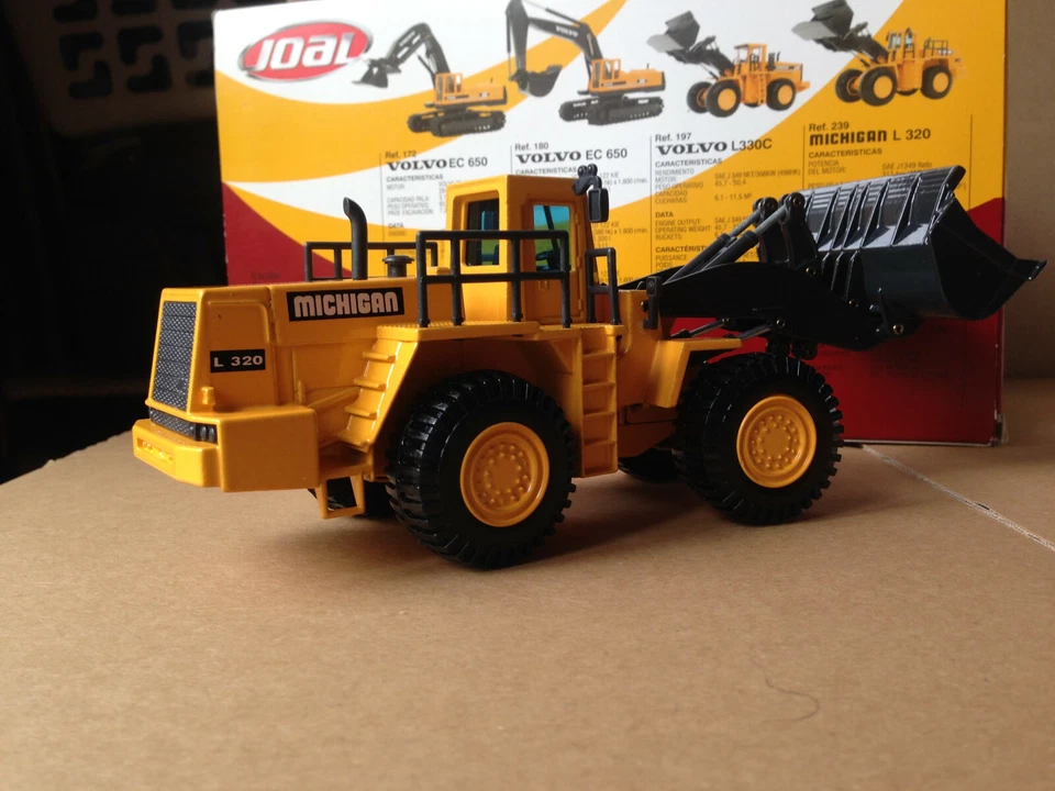 1/50 ENGIN TP PELLE CHARGEUSE MICHIGAN L 320 JOAL Ref 239 JAUNE !!! - Photo 2/4