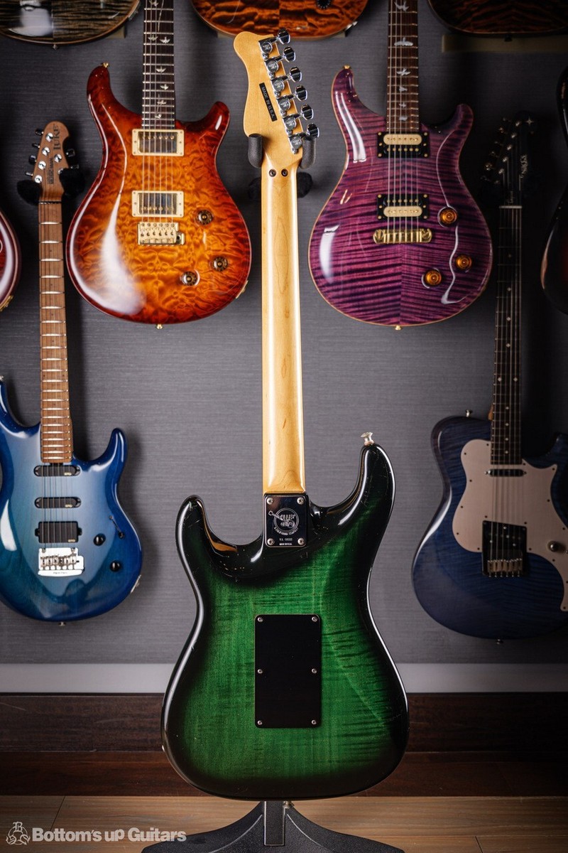 Valley Arts Custom Pro Green Burst 1P Flame Maple Body USA 1992 ST