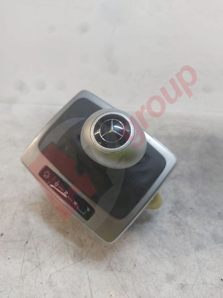 MERCEDES C CLASS W204 (08-14) AUTOMATIC GEAR SHIFTER SELECTOR A2042673888Q1 - Image 4 of 4