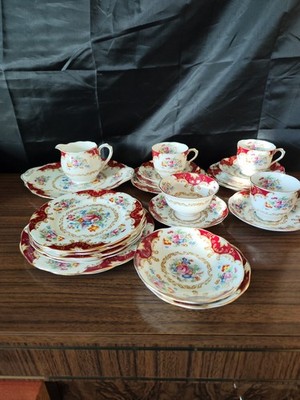 Royal Albert Canterbury gemischt 21 teiliges Teilset Teller Tassen Kanne Untertassen Schalen 