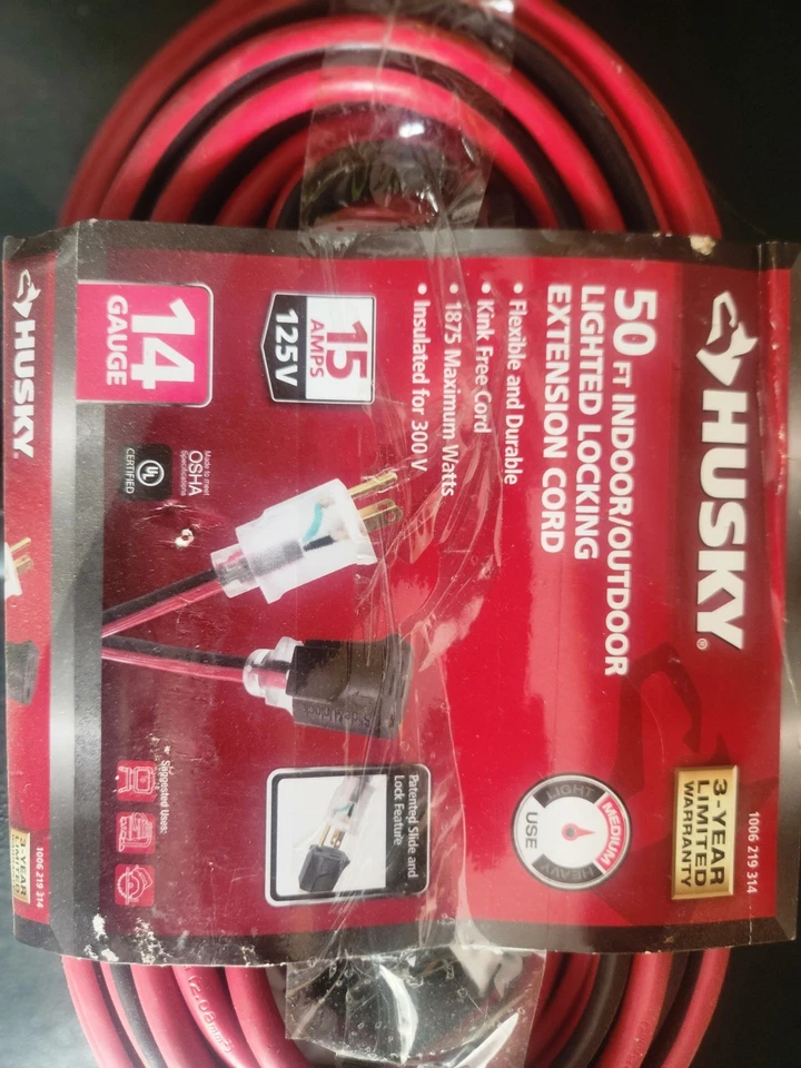 Husky 50 ft. 14/3 Medium Duty Indoor/Outdoor Extension Cord, Red/Black - Image 2 of 4