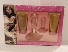 FOREVER by Mariah Carey 4 pc gift set~Factory Sealed(dented box~product OK)
