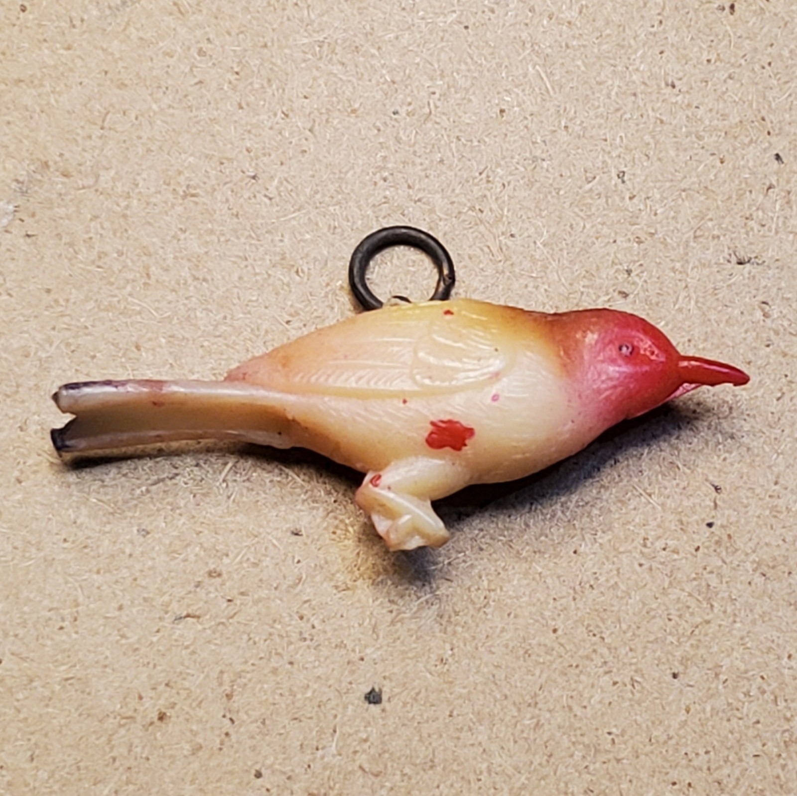 SONGBIRD BIRD celluloid gumball charm not Cracker Jack ML51