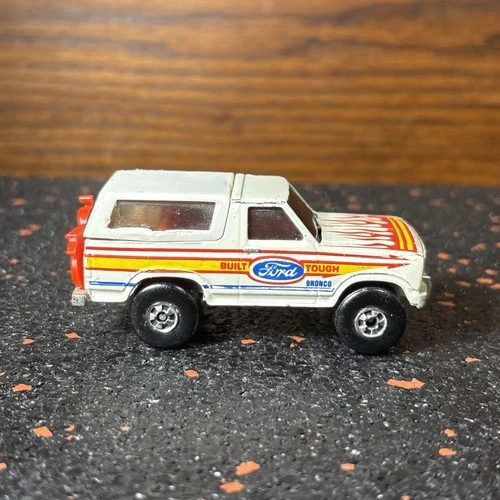 Vintage 1980 Hot Wheels White Ford Bronco Red Motorcycle Flames Built Ford Tough
