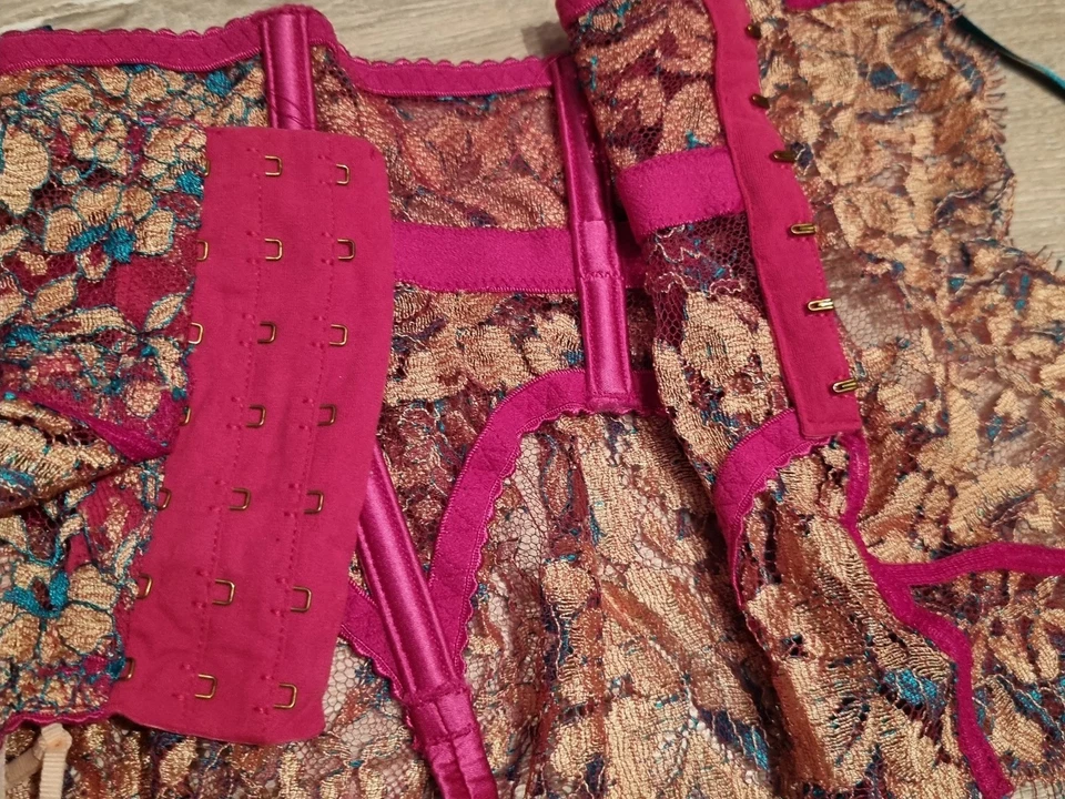 Strapsgürtel NEU  - Bild 3 von 4