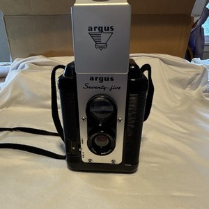 Argus Seventy-Five 620 Film Format Vintage TLR Camera, Black
