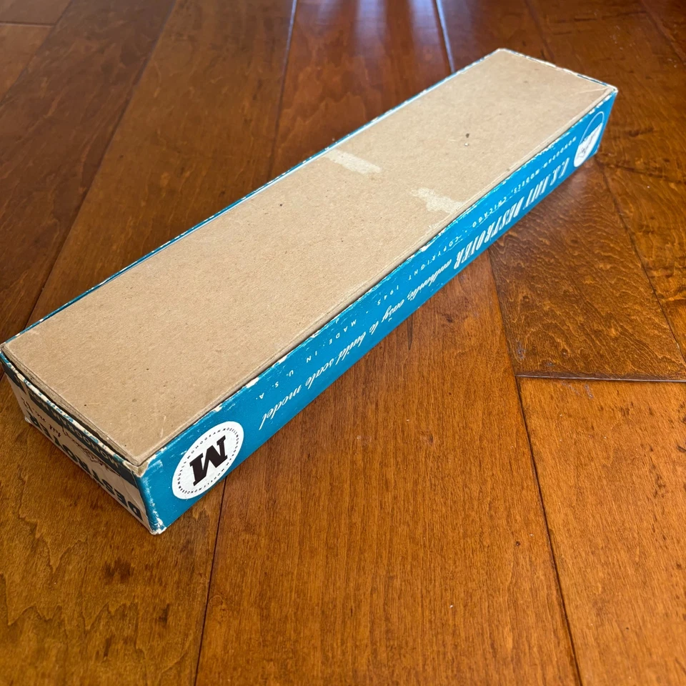 Antique 1945 Monogram U.S. Navy Destroyer 610 U.S.S. Model Kit Partially Built - Image 3 of 4