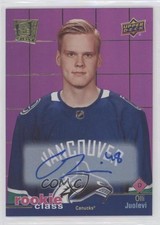 2020 Upper Deck Extended Series Rookie Class SE Spectrum Olli Juolevi Auto 5m5
