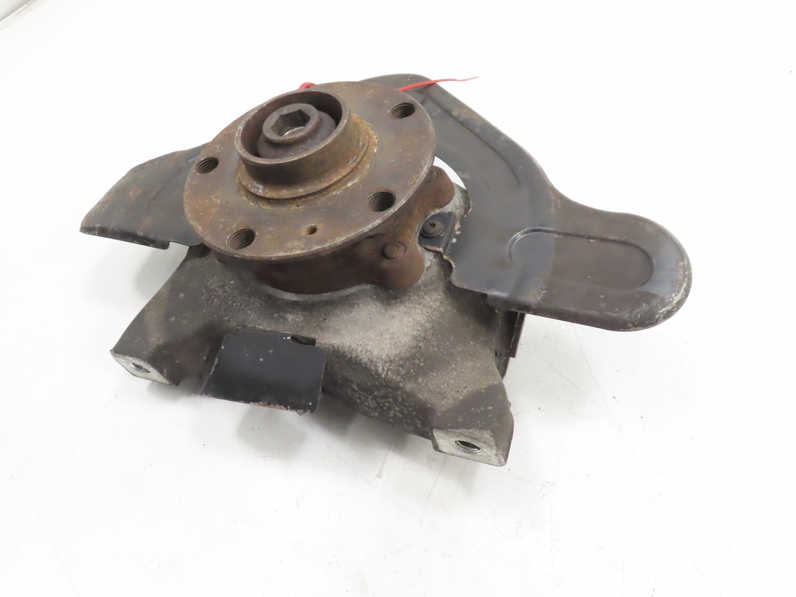 06 Lamborghini Gallardo #1310 Knuckle Spindle, Hub Bearing Left Front 400407245A