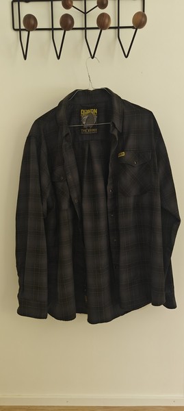 Dixxon Flannel Raven