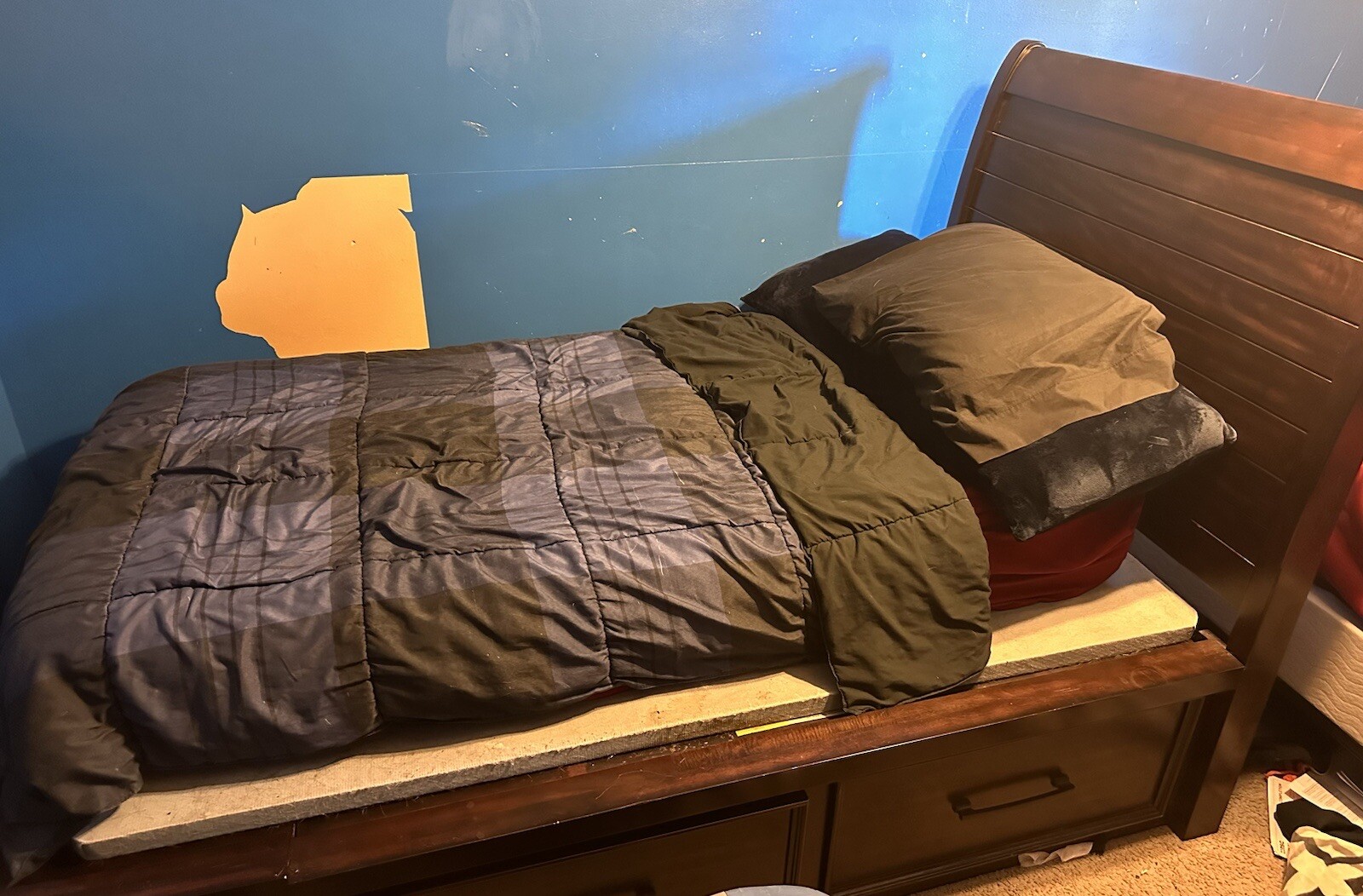 With 6 Drawers