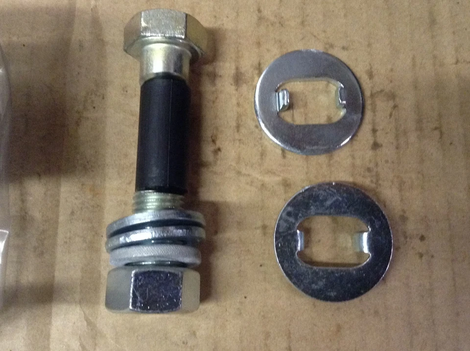 NUEVO NAPA 264-3673 Kit de pernos de leva de alineación inferior delantera Foto 3 de 4