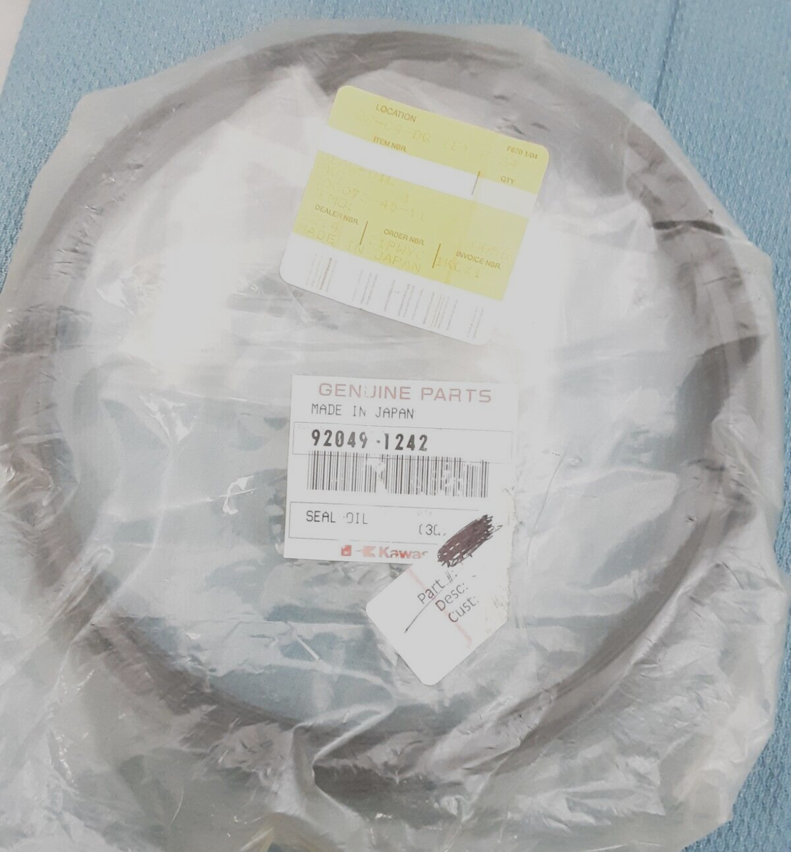 はる NEW GENUINE KAWASAKI 92049-1242 SEAL-OIL Bayou KLF300 KLF220