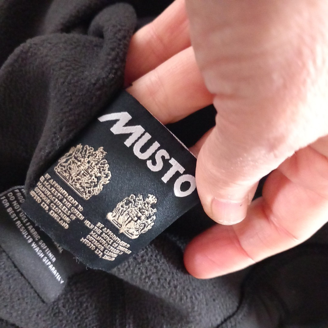 Musto Evolution Performance Technical Hoodie L Me… - image 11