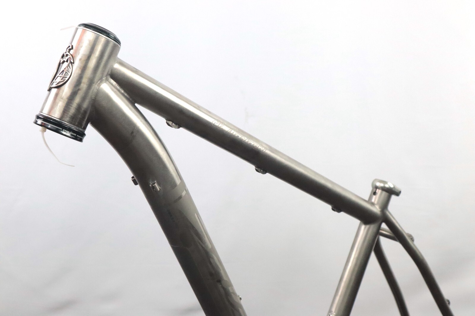 salsa el mariachi titanium