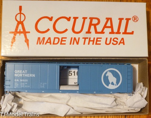 Accurail HO #5135 (Rd #36925) Great Northern 50' puerta enchufable AAR Boxcar (Kit) | Zustand: New