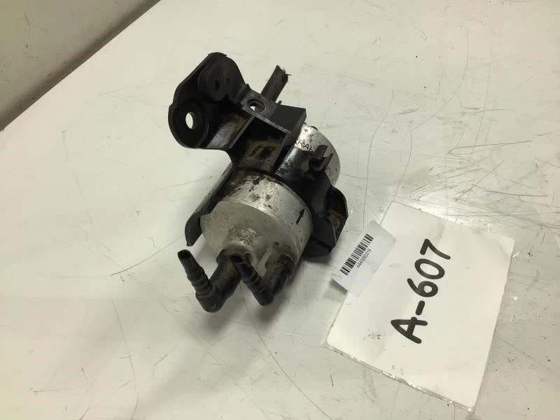 2006 2010 AUDI A8 FILTER TANK GAS OEM+ — 第 3/4 张图片
