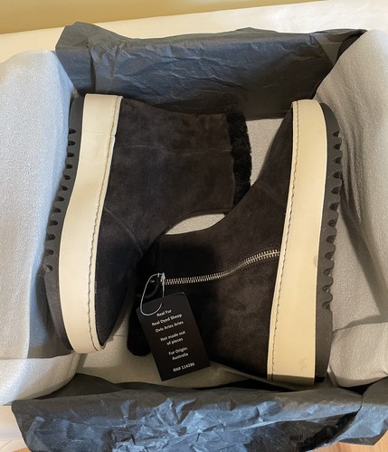 Aquatalia Alison Black Water Resistant Shearling Booties Women's 7.5 M NWB - Picture 2 of 13