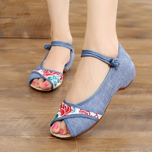cloth sandals womens