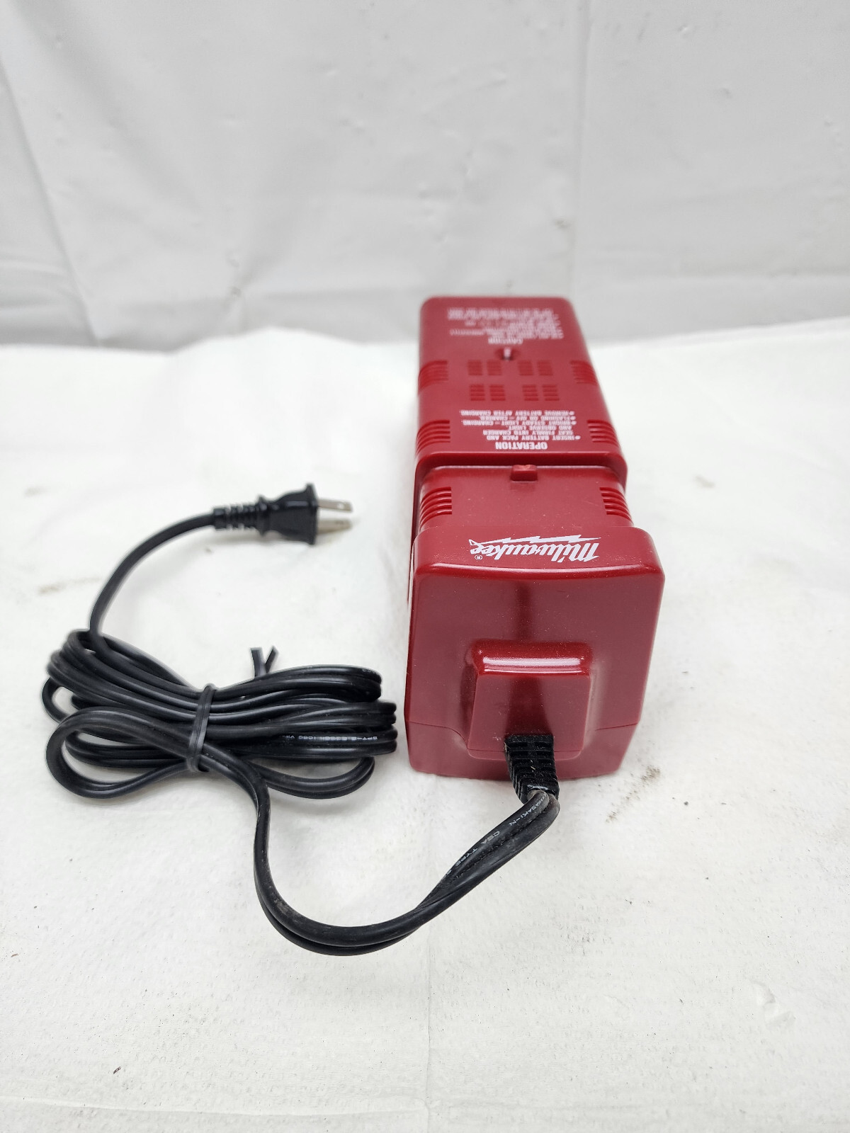 Genuine Milwaukee battery charger 48590190 eBay
