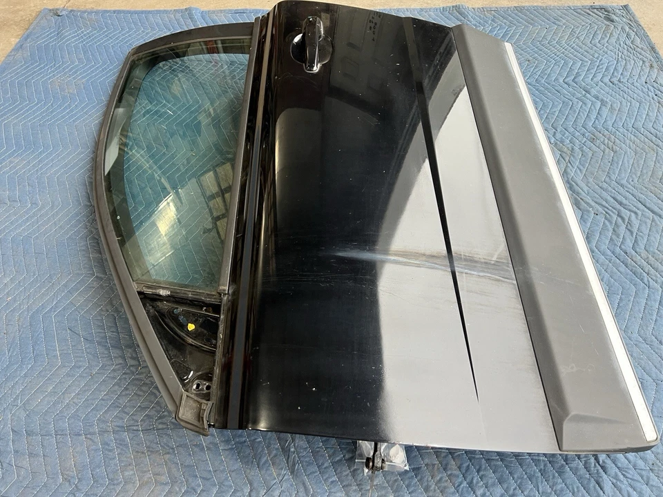 Volvo XC70 2008-2011 conductor puerta delantera izquierda negra con vagón de vidrio OEM #4283E Foto 4 de 4