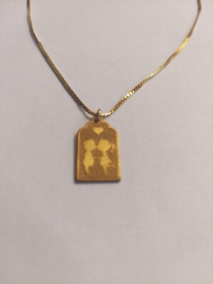 Vintage Kissing Boy Girl Gold Tag Pendant Chain Necklace