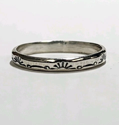 Vintage Carolyn Pollack .925 Sterling Silver 3mm Stackable Southwesten Band 8.25