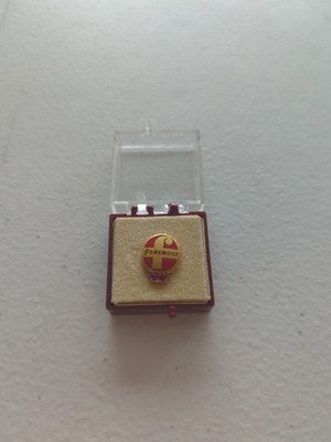 10k Gold Plated Foremost Dairy Bejeweled Lapel Pin Tenure Award